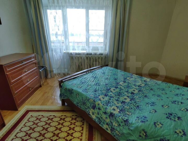 2-к. квартира, 70 м², 3/10 эт.