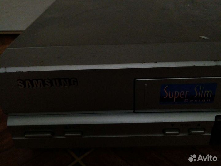 Видеомагнитофон