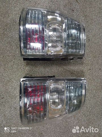 Фонарь задний Mitsubishi Pajero 4 2006
