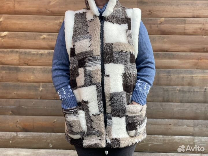 Жилетка меховая женская