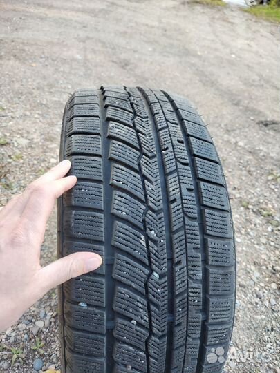 Bridgestone Alenza A/S 205/45 R8