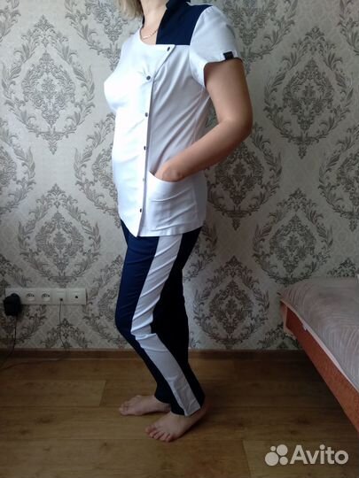 Медицинский костюм женский 48 50