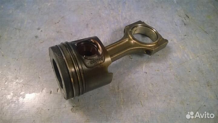 Поршень с шатуном BMW 5-серия E60/E61