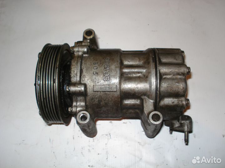 Компрессор кондиционера Peugeot / Citroen