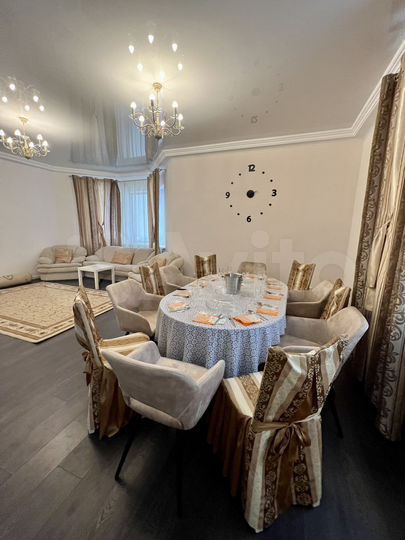 Дом 360 м² на участке 12 сот.