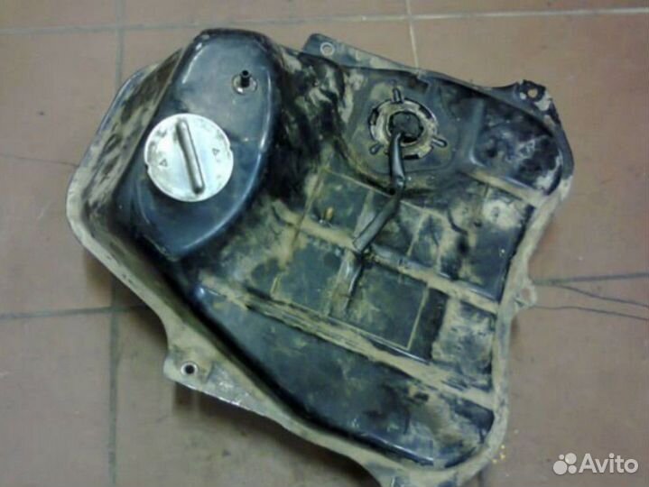 Бак Honda Lead 90