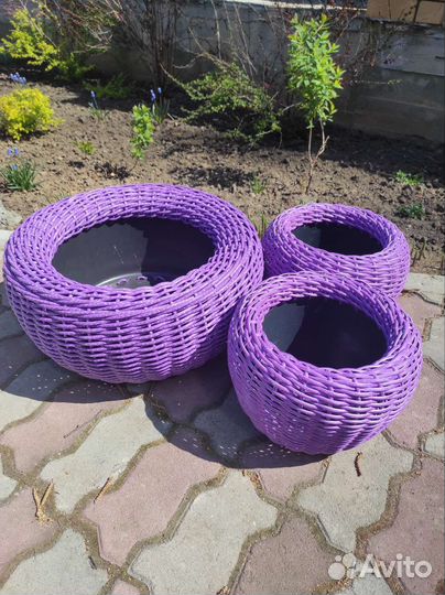 Кашпо из ротанга для цветов в наличии