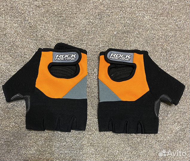 Перчатки велосипедные