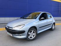Peugeot 206 1.4 AT, 2004, 166 000 км, с пробегом, цена 280 000 руб.