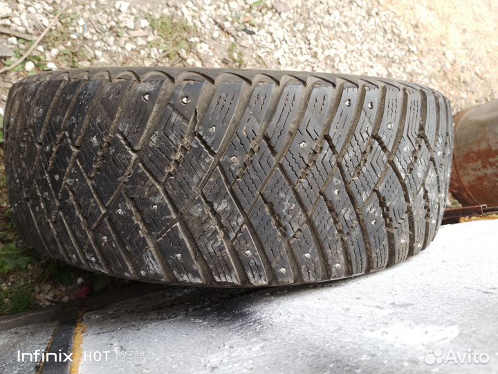 R16 Goodyear Ultragrip Ice Arctic 205/55, PCD 5x114.3 DIA 66.1