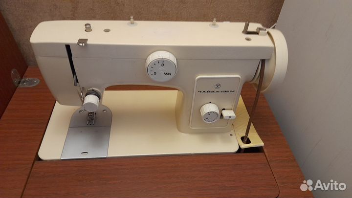 Супер швейная в тумбочке времен СССР