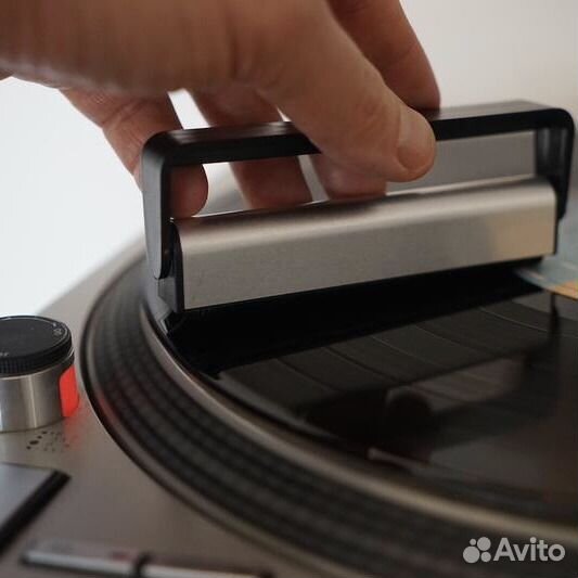 Новая щетка для винила