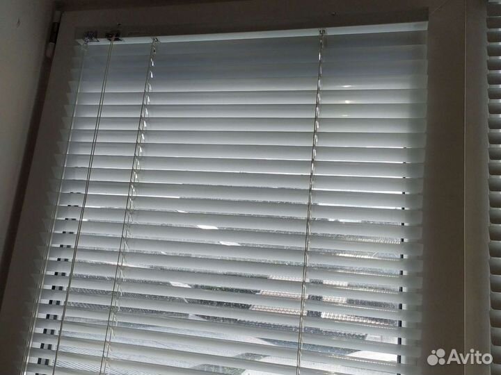Жалюзи горизонтальные алюминиевые 2 шт