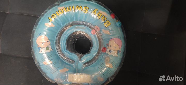Круг для плавания младенцев