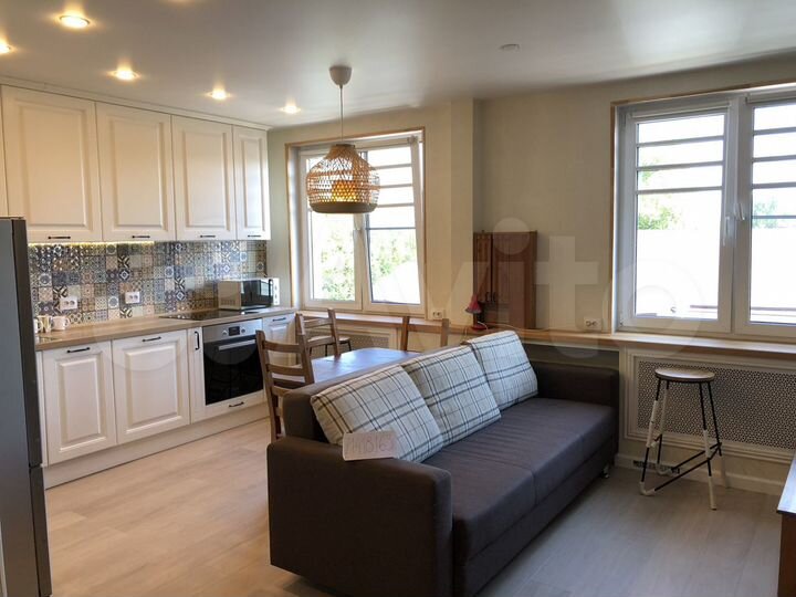 1-к. квартира, 42 м², 3/3 эт.