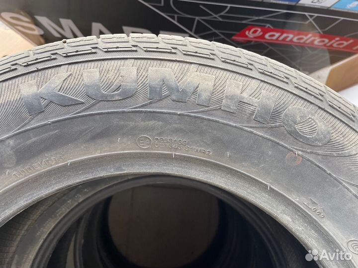 Kumho 722 215/65 R16