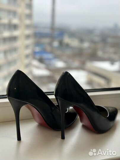 Туфли на каблуке
