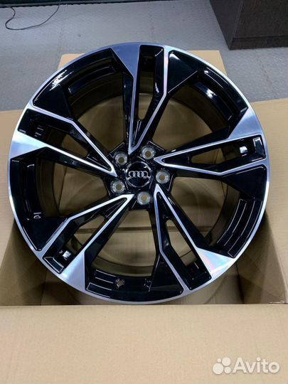 Диски на Audi R20 5x112