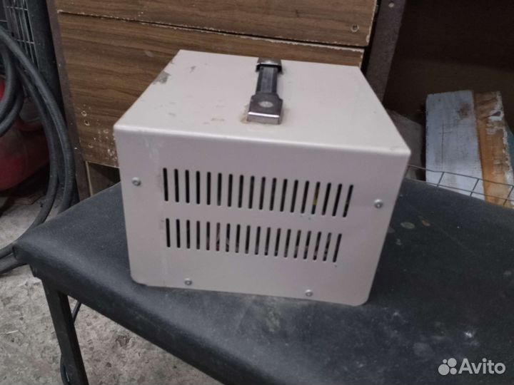 Стабилизатор напряжения однофазный штиль