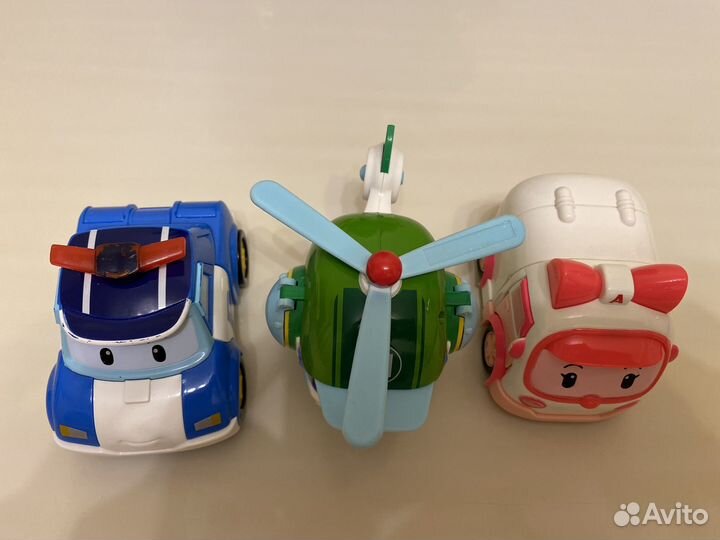 Робокар Поли