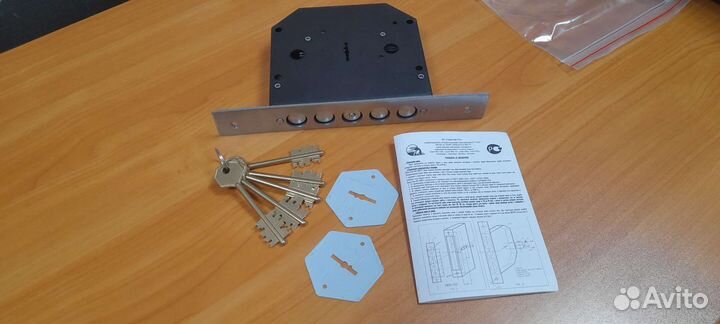 Замки для комнаты хранения оружия, квартир, офисов