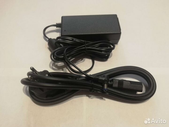 Блок питания 12В 2А с кабелем