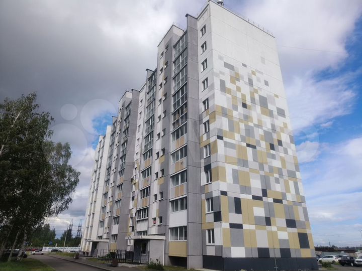 2-к. квартира, 67 м², 3/10 эт.