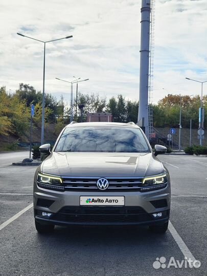 Volkswagen Tiguan 2.0 AMT, 2018, 59 000 км