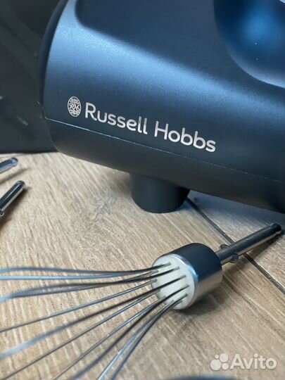 Миксер Russel Hobbs