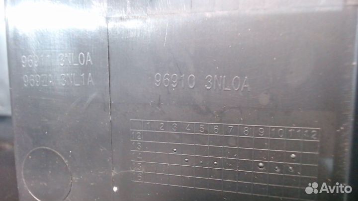 Консоль салона Nissan Leaf, 2014