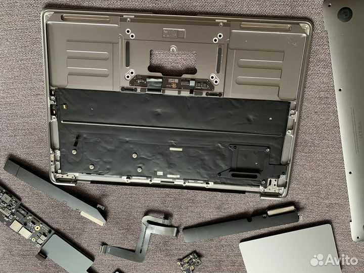 Apple Macbook Pro M1 разбор запчасти батарея