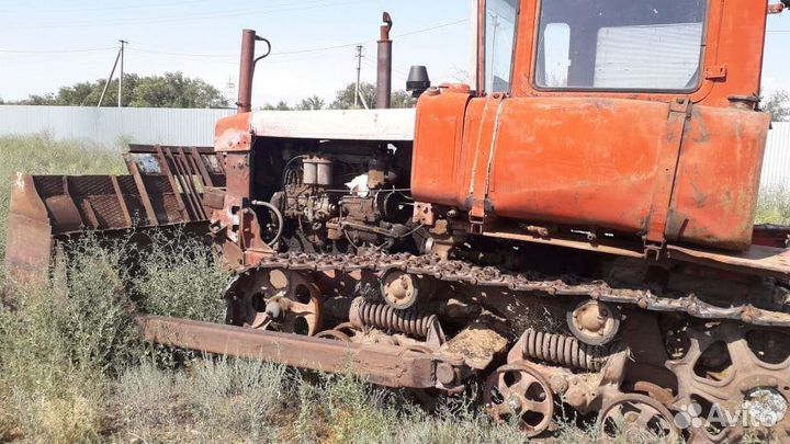 Трактор ВгТЗ ДТ-75, 1987