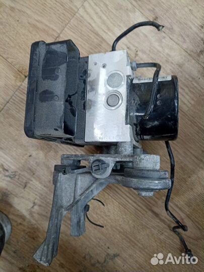 Блок ABS Mercedes-Benz C-Class W204 2007-2015