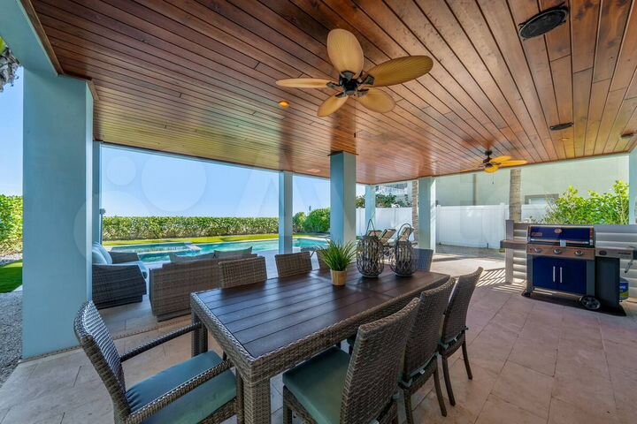 Дом 430 м² на участке 15 сот.