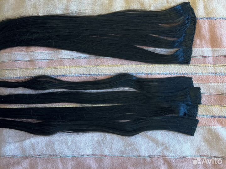 Пряди из натуральных волос на заколках