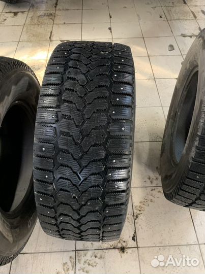 Yokohama Ice Guard IG35 285/65 R17
