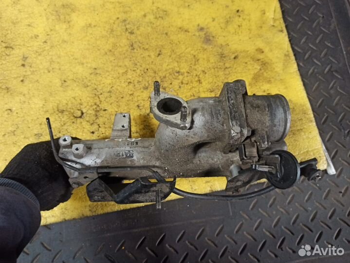 Коллектор впускной Kia Sorento 1