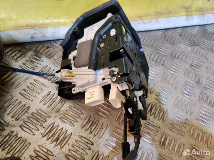 Замок двери задний правый Audi A8 D4 4HC 4HL ctga