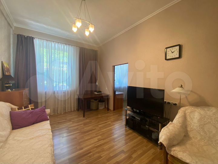 2-к. квартира, 60,1 м², 1/4 эт.