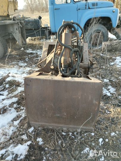 Продам грейферный ковш