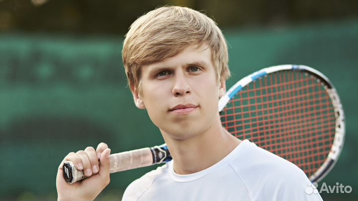 Тренер по большому теннису