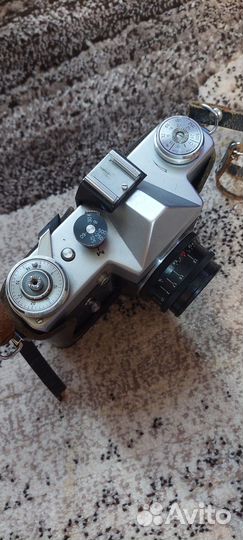 Пленочный фотоаппарат зенит - В