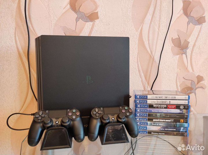 Sony playstation 4 pro 1tb 7208B