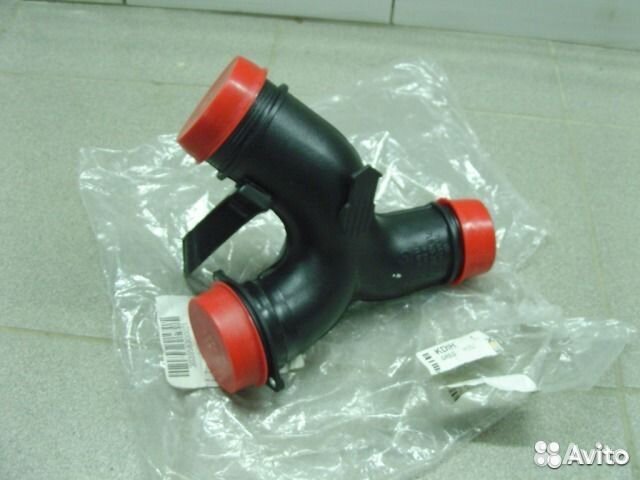 Патрубок интеркулер Volkswagen Touareg Audi Q7 3.0