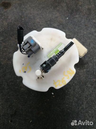 Топливный насос Nissan Serena C25 MR20