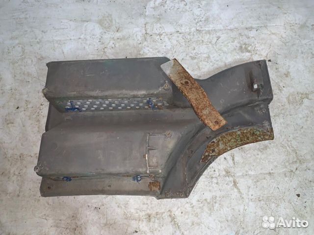 Подножка верхняя правая Mercedes Actros Megaspace