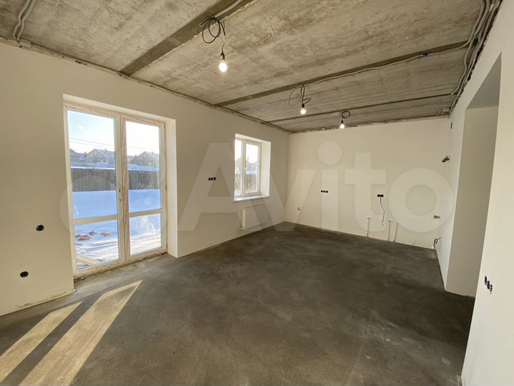 Коттедж 125 м² на участке 8 сот.