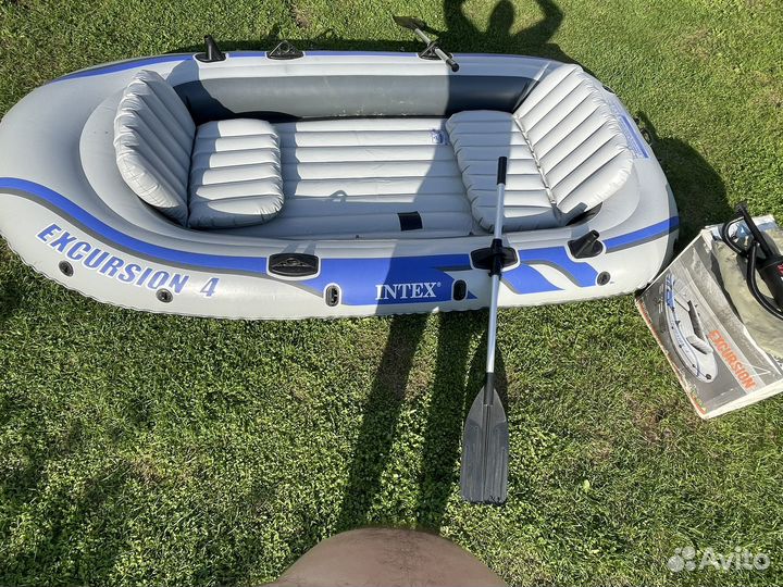 Лодка Intex Excursion 4