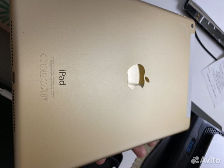 iPad air 2 64gb wifi + cellular gold