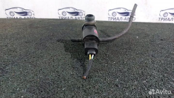 Насос омывателя Land Rover Freelander 2 2.2L